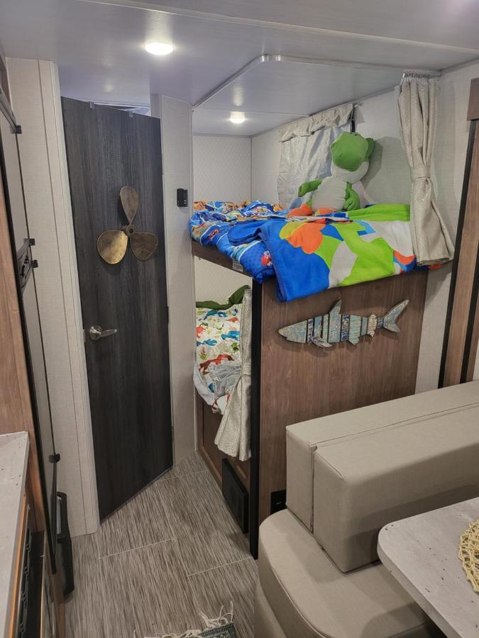 Campsite Island Breeze Rv Covington